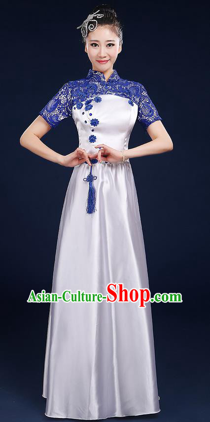 Traditional Chinese Style Modern Dancing Compere Costume, Women Opening Classic Chorus Singing Group Dance Blue and White Porcelain Uniforms, Modern Dance Classic Dance Blue Lace Cheongsam Dress for Women