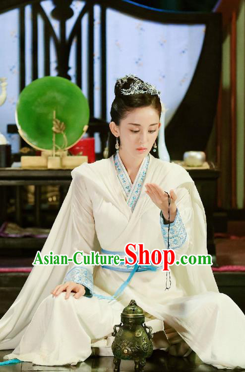 Traditional Ancient Chinese Imperial Princess Costume, Elegant Hanfu Swordsman Mantle Clothing, Chinese Ancient Aristocratic Lady Embroidered Clothing for Women