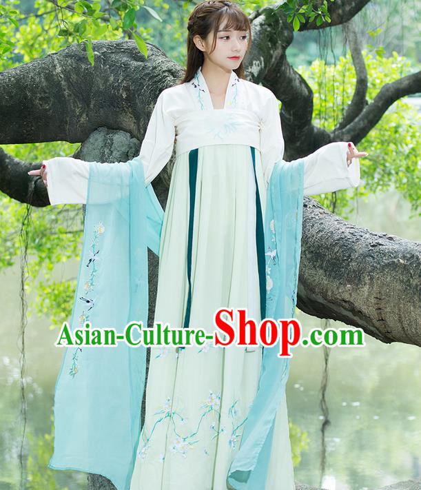 Traditional Ancient Chinese Young Lady Costume Embroidered Green Wearing Silks, Elegant Hanfu Clothing Chinese Tang Dynasty Imperial Princess Brocade Scarf for Women
