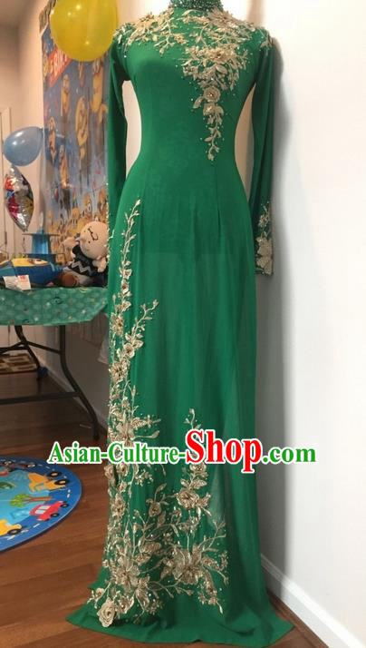 Top Grade Asian Vietnamese Traditional Dress, Vietnam National Young Lady Ao Dai Dress, Vietnam Princess Green Embroider Cheongsam for Women