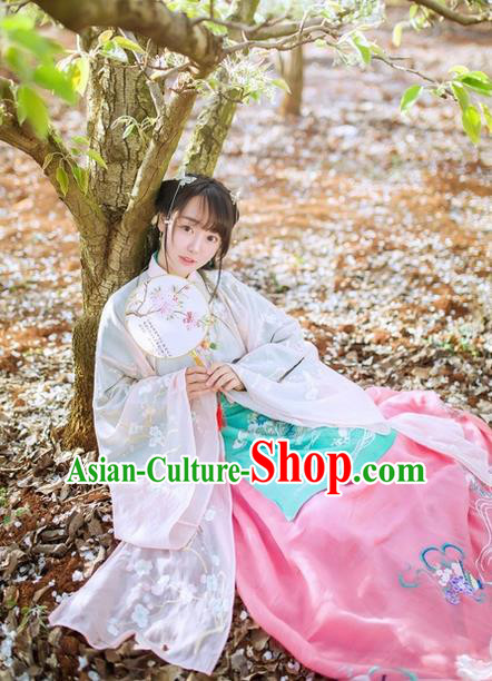 Traditional Chinese Ancient Ming Dynasty Noble Lady Costumes, China Princess Hanfu Embroidered Wide-sleeve Cardigan Blouse and Ru Skirt Complete Set for Women