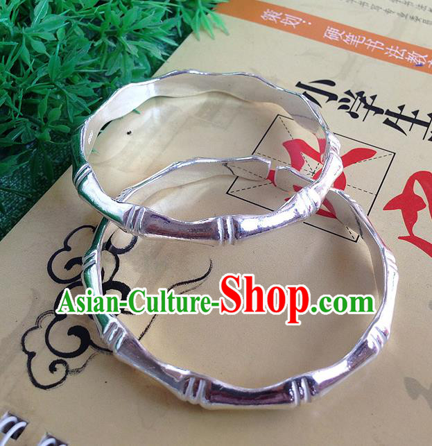 Traditional Chinese Miao Nationality Accessories Bracelet, Hmong Female Ethnic Pure Sliver Bamboo Bangle for Women