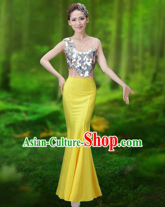 Traditional Chinese Dai Nationality Peacock Dance Costume, Folk Dance Ethnic Pavane Clothing, Chinese Minority Nationality Dance Yellow Dress for Women