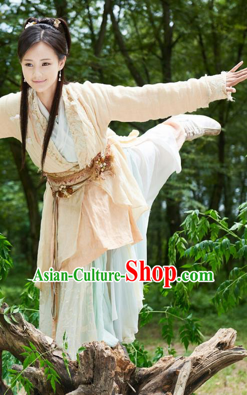 Traditional Ancient Chinese Swordswoman Costume, The Legend of the Condor Heroes Chinese Song Dynasty Heroine Young Lady Hanfu Dress Clothing for Women