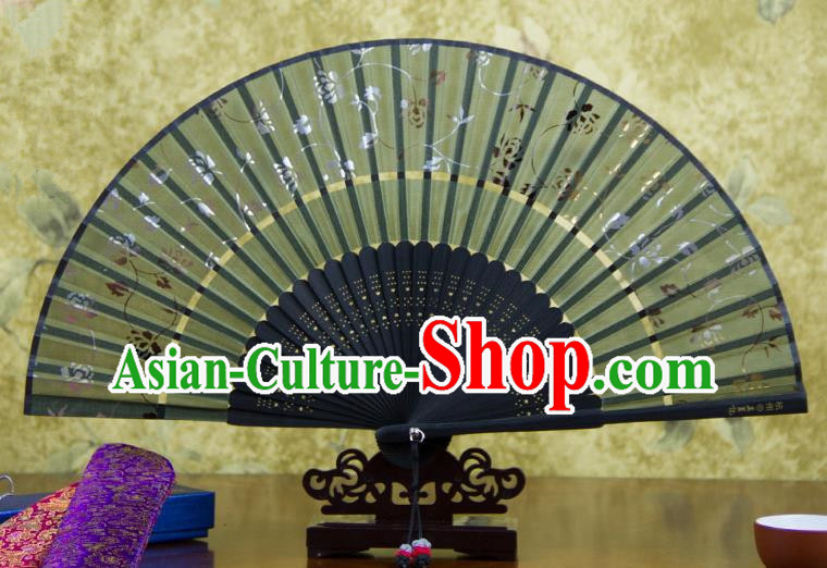 Traditional Chinese Handmade Crafts Two-segment Folding Fan, China Printing Rose Flowers Sensu Atrovirens Silk Fan Hanfu Fans for Women