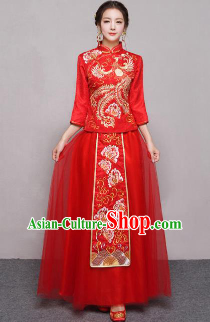 Traditional Ancient Chinese Wedding Costume Handmade Embroidery Peony Veil Xiuhe Suits, Chinese Style Wedding Dress Red Embroidery Dragon and Phoenix Flown Bride Toast Cheongsam for Women