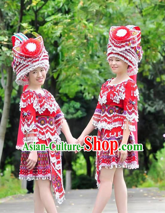 Traditional Chinese Miao Nationality Costume and Headwear, Hmong Folk Dance Ethnic Red Short Tassel Pleated Skirt, Chinese Minority Nationality Embroidery Clothing for Women