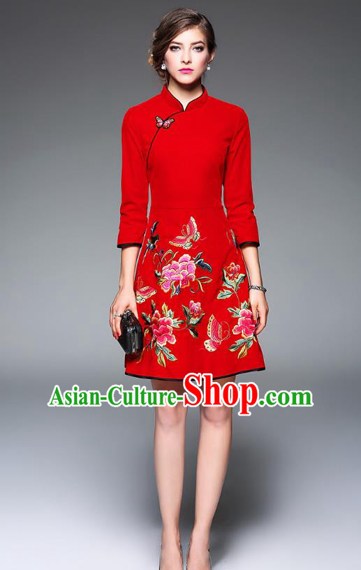 Top Grade Asian Chinese Costumes Classical Embroidery Butterfly Flowers Cheongsam, Traditional China National Red Chirpaur Dress Qipao for Women
