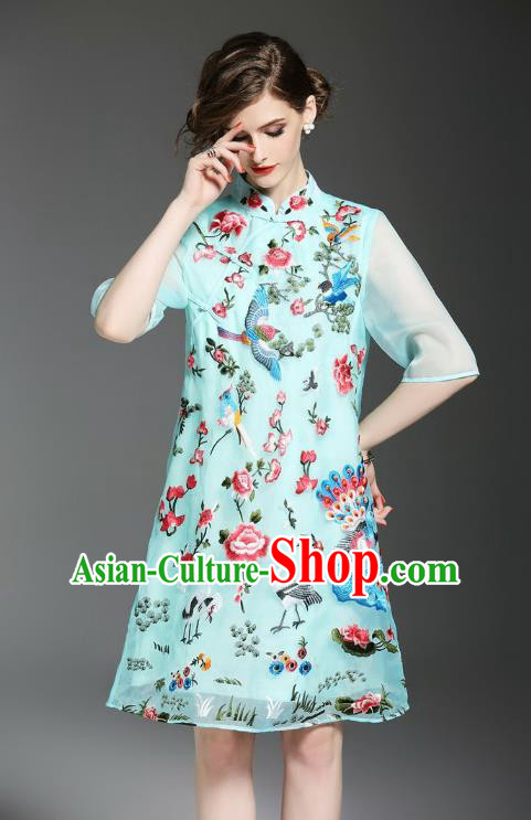 Asian Chinese Oriental Costumes Classical Embroidery Light Blue Cheongsam, Traditional China National Tang Suit Qipao Dress for Women