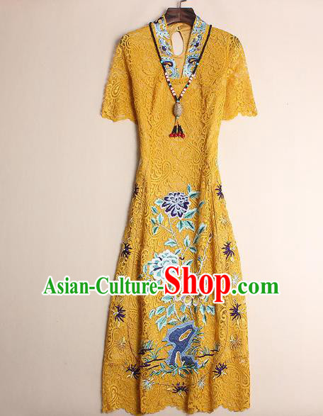 Asian Chinese Oriental Costumes Classical Embroidery Yellow Lace Cheongsam, Traditional China National Chirpaur Tang Suit Qipao for Women