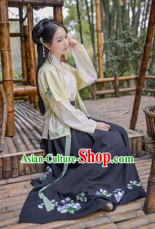 Traditional Asian Chinese Hanfu Costumes Song Dynasty Young Lady Embroidered Half-Sleeves Blouse and Black Slip Skirts Complete Set
