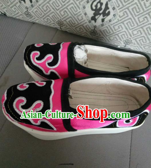 Traditional Chinese Peking Opera Young Men Embroidered Pink Shoes, China Ancient Beijing Opera Niche Cloth Shoes for Men