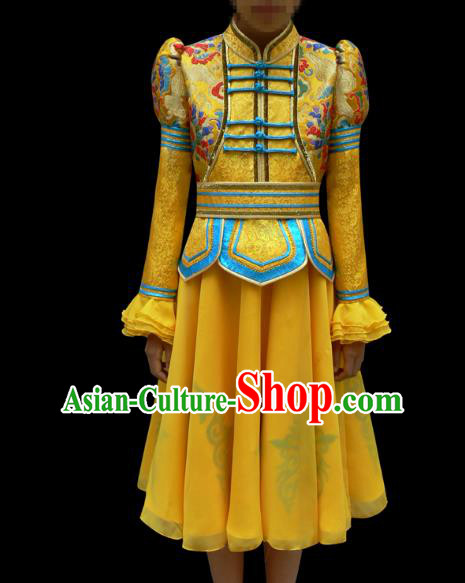 Traditional Chinese Mongol Nationality Costume Children Yellow Mongolian Robe, Chinese Mongolian Minority Nationality Dance Veil Dress Clothing for Kids