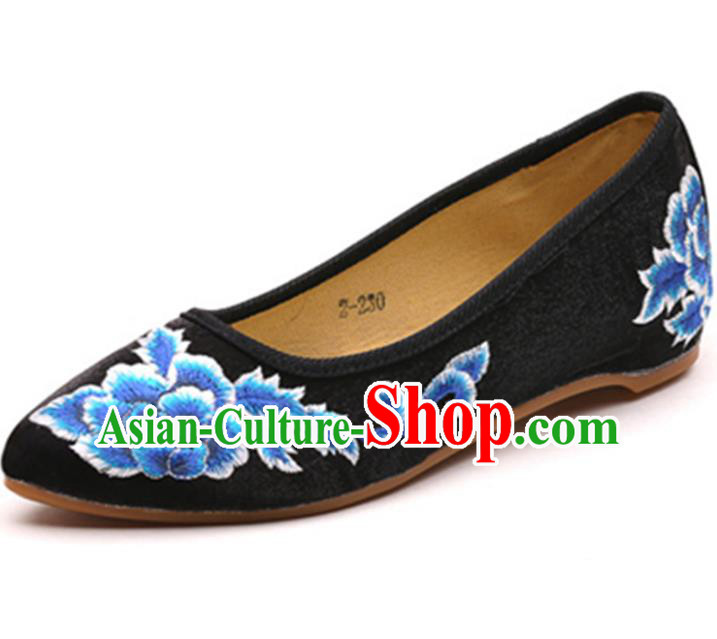 Traditional Chinese National Hanfu Embroidered Shoes, China Princess Embroidery Peony Black Shoes for Women