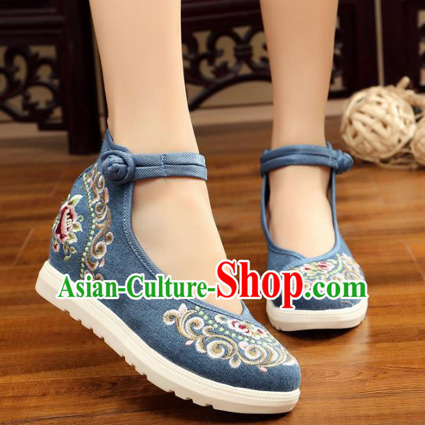 Traditional Chinese National Hanfu Blue Canvas Embroidery Shoes, China Princess Embroidered Shoes for Women