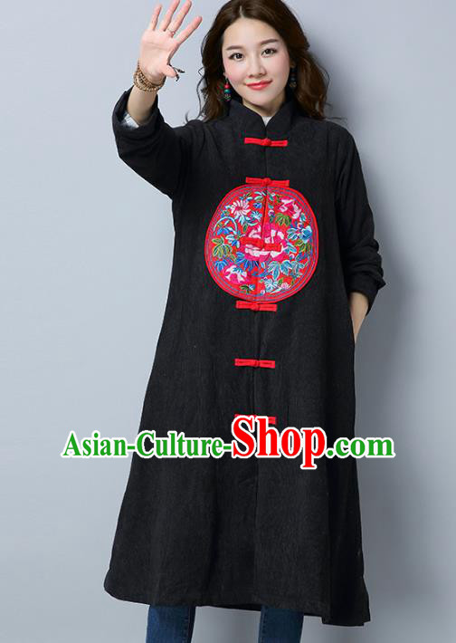 Traditional Chinese National Costume Hanfu Embroidered Black Coat, China Tang Suit Plated Buttons Dust Coat for Women