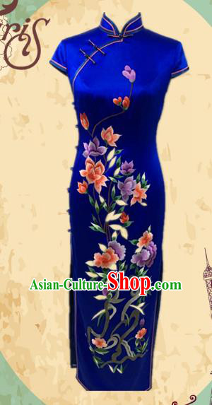 Traditional Chinese National Costume Blue Mandarin Qipao, Tang Suit Embroidered Peony Chirpaur Silk Cheongsam Clothing for Women
