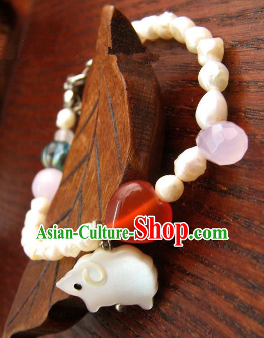Traditional Handmade Chinese Ancient Classical Accessories Shell Pearls Bracelets for Women