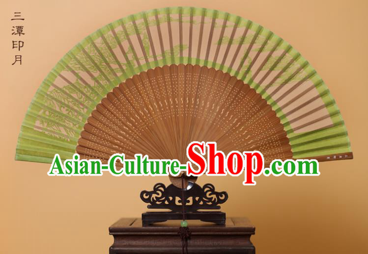 Traditional Chinese Crafts Three Pools Mirroring the Moon Folding Fan, China Handmade Scissor-Cut Green Silk Fans for Women