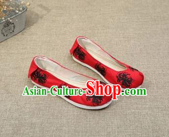 Chinese Ancient Traditional Embroidered Shoes Hanfu Embroidery Lycoris Red Cloth Shoes for Women