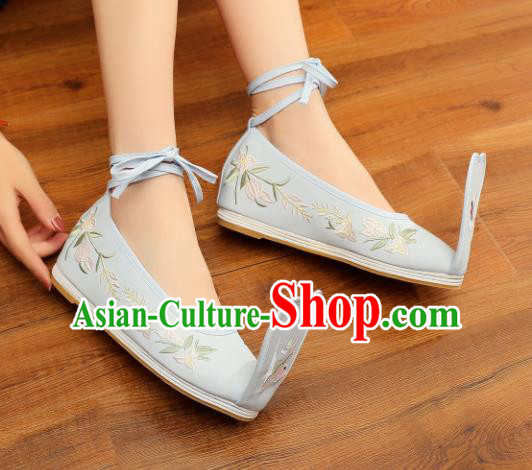 Chinese Ancient Traditional Embroidered Shoes Hanfu Green Cloth Shoes for Women