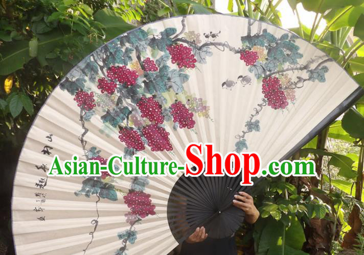 Chinese Traditional Fans Decoration Crafts Black Frame Ink Painting Grape Folding Fans Paper Fans