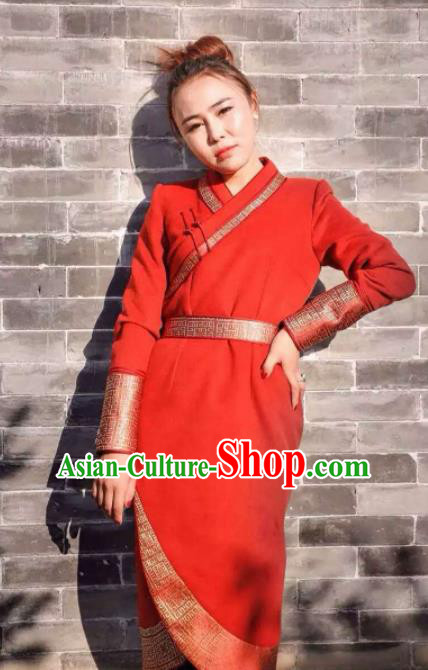 Chinese Mongol Minority Ethnic Costume Traditional Mongolian Red Woolen Coat for Women