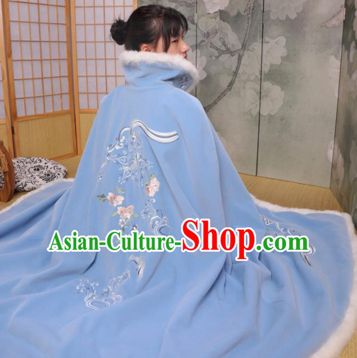 Chinese Ancient Ming Dynasty Princess Costume Embroidered Blue Cloak for Women