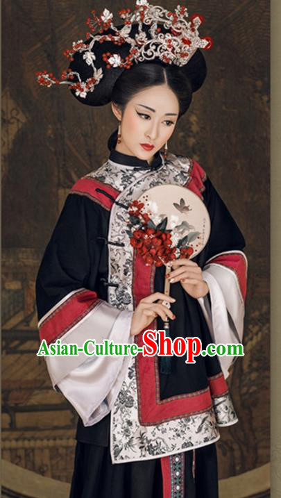 Chinese Traditional Qing Dynasty Nobility Lady Clothing Ancient Contessa Embroidered Costumes and Headpiece for Women