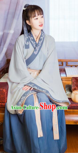 Chinese Ancient Swordswoman Costumes Jin Dynasty Nobility Lady Embroidered Dress for Women