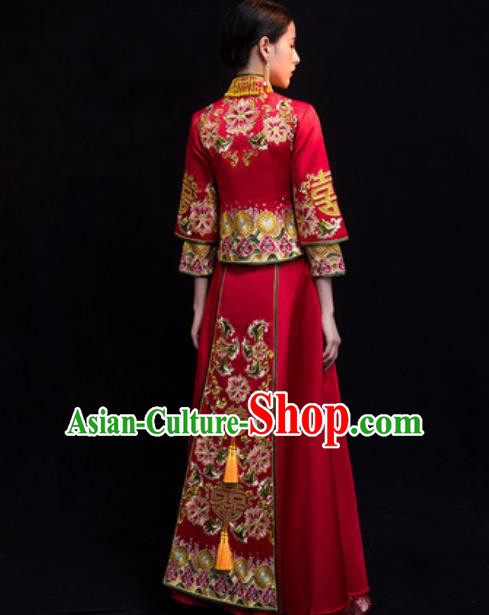 Traditional Chinese Wedding Costumes Ancient Bride Embroidered Peony Dress for Women