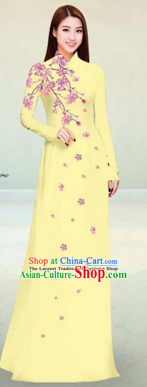 Asian Vietnam Traditional Light Yellow Cheongsam Vietnamese Classical Ao Dai Qipao Dress for Women