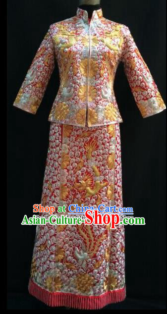 Traditional Chinese Embroidered Xiuhe Suit Ancient Bride Red Wedding Costumes for Women