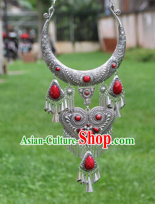 Chinese Traditional Yunnan Miao Minority Carving Sliver Red Necklace Ethnic Tassel Accessories for Women