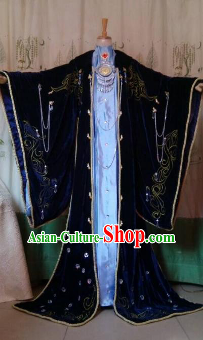 Traditional China Ancient Cosplay Swordsman Queen Costume Fancy Embroidered Dress for Women