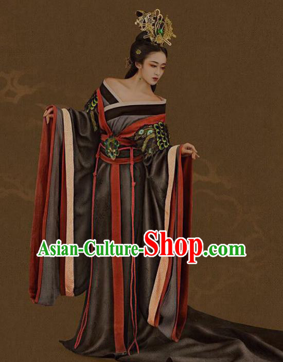 Traditional Chinese Ancient Imperial Empress Trailing Embroidered Costume and Headpiece Complete Set for Women