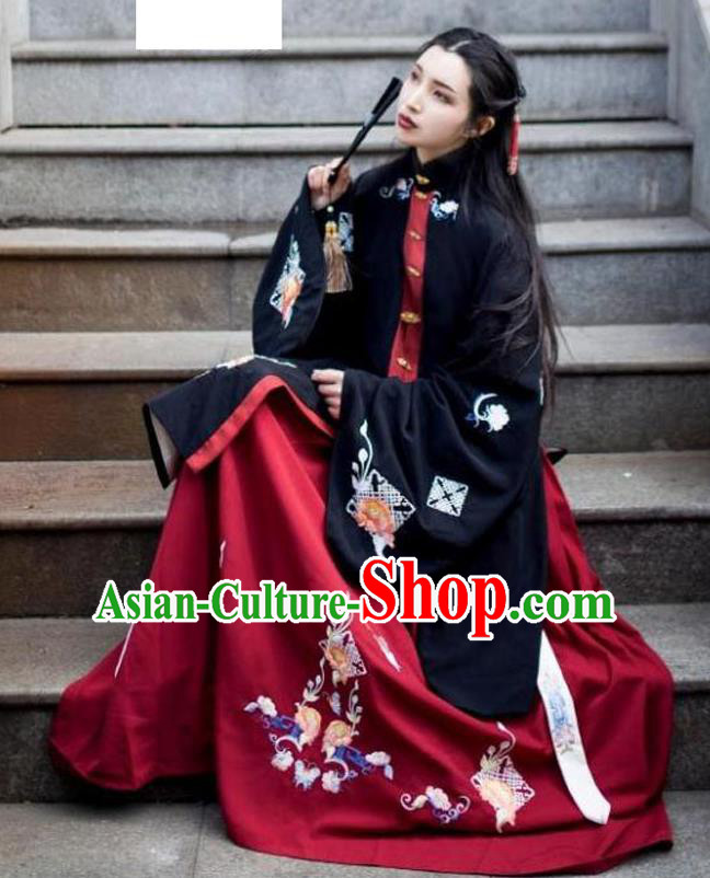 China Ancient Ming Dynasty Palace Princess Costume Embroidered Long Blouse and Skirt for Women