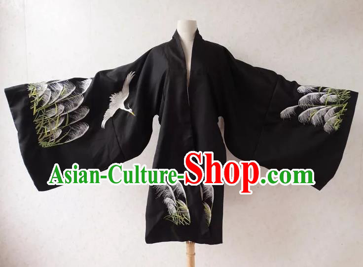 Ancient Chinese Ming Dynasty Palace Lady Costume Embroidered Black Cloak for Women