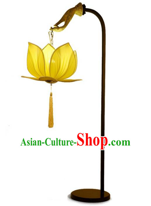 Asian China Style Floor Lanterns Traditional Chinese Ancient Buddhism Lotus Lamp Palace Lantern