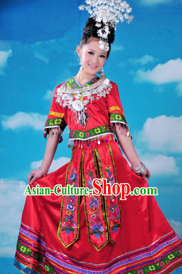 Traditional Chinese Miao Minority Nationality Embroidered Costume Red Dress for Women