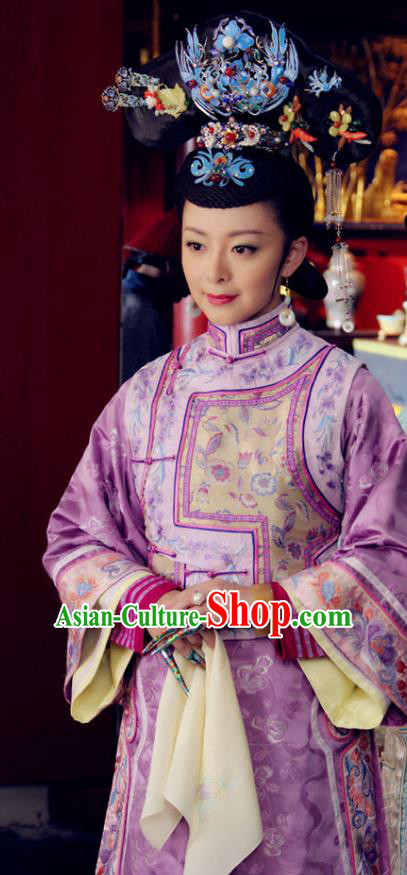 Chinese Qing Dynasty Queen Historical Costume Ancient Empress Clothing for Women
