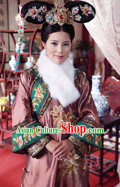 Chinese Ancient Qing Dynasty Manchu Imperial Concubine Embroidered Dress Historical Costume for Women