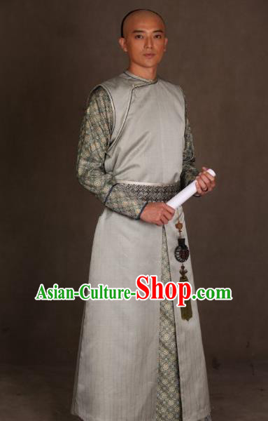 Chinese Ancient Qing Dynasty Manchu Mandarin Long Robe Prince of Qianlong Costume for Men