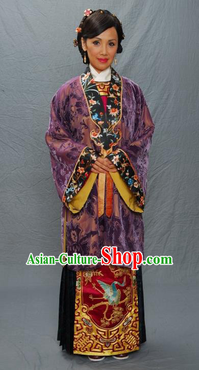 Chinese Ancient Ming Dynasty Mother of Tang Bohu Embroidered Costume for Women