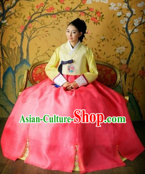 Korean Traditional Hanbok Bride Yellow Blouse and Red Dress Ancient Formal Occasions Fashion Apparel Costumes for Women
