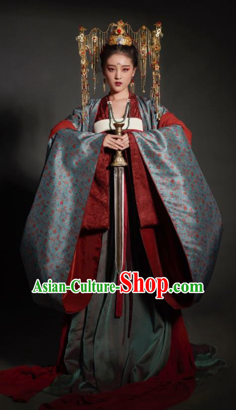 Chinese Ancient Empress Mullet Dress Ming Dynasty Palace Queen Embroidered Replica Costume and Headpiece Complete Set