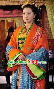 Chinese Ancient Southern Song Dynasty Imperial Consort Embroidered Replica Costume for Women