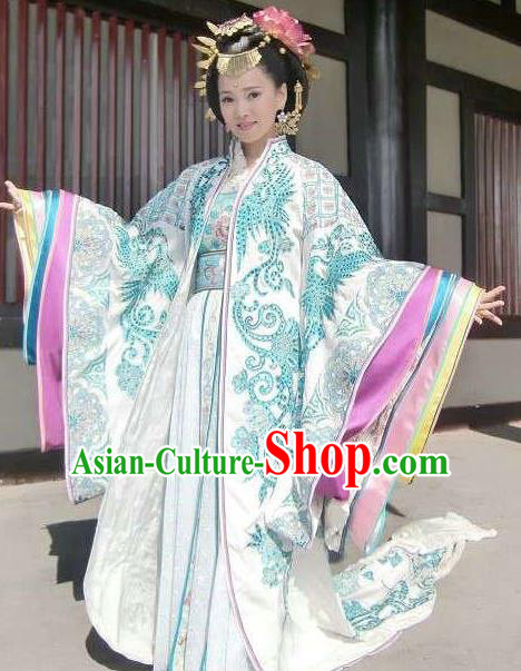 Chinese Tang Dynasty Imperial Consort Yang Embroidered Dress Ancient Imperial Concubine Historical Costume for Women