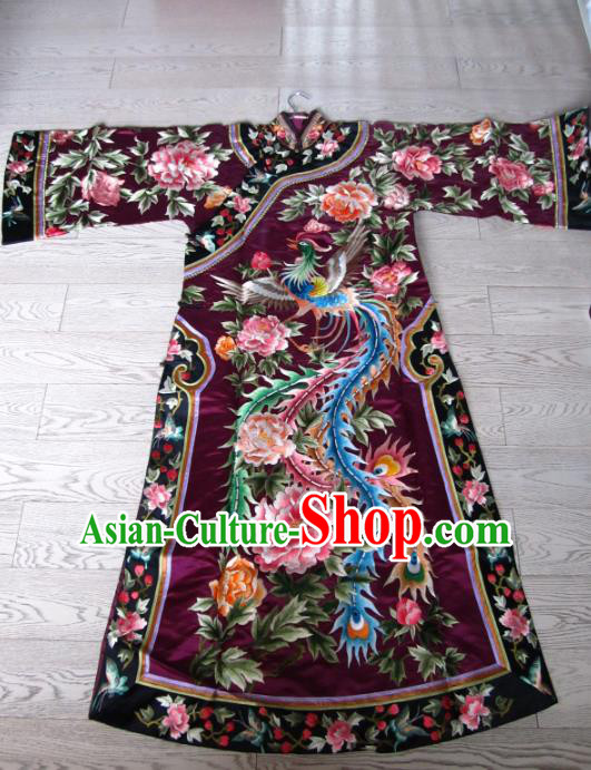 China Traditional Qing Dynasty Palace Lady Embroidered Dress Costume for Women