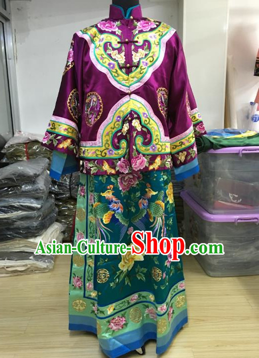 China Traditional Qing Dynasty Gentlewoman Embroidered Dress Costume for Women
